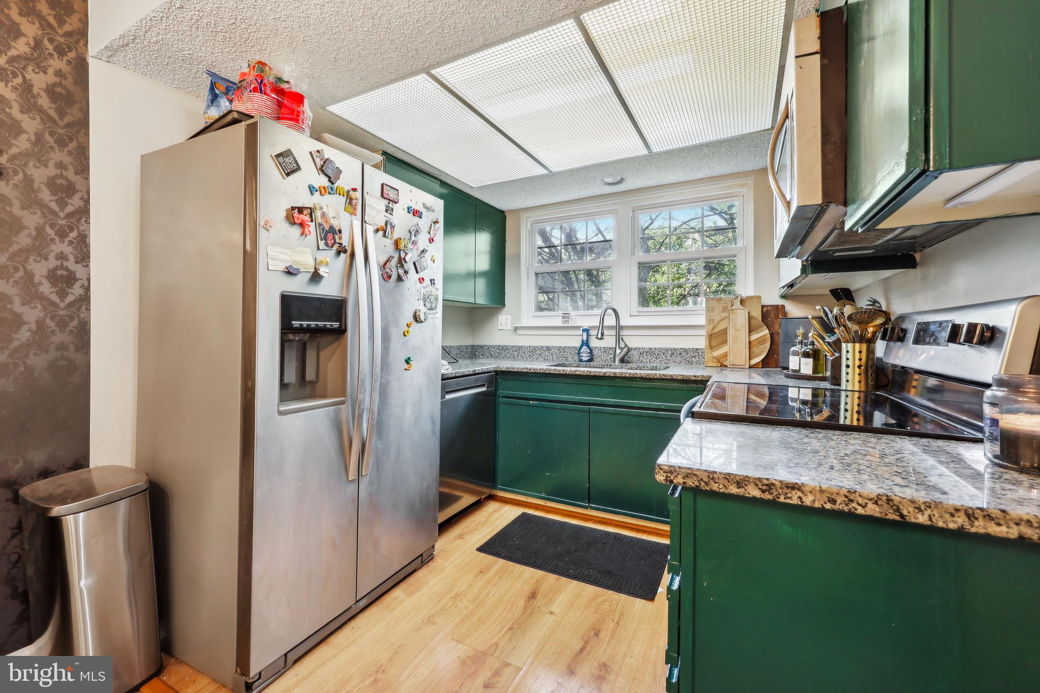 HEIGHTS AT PENDERBROOK - Residential