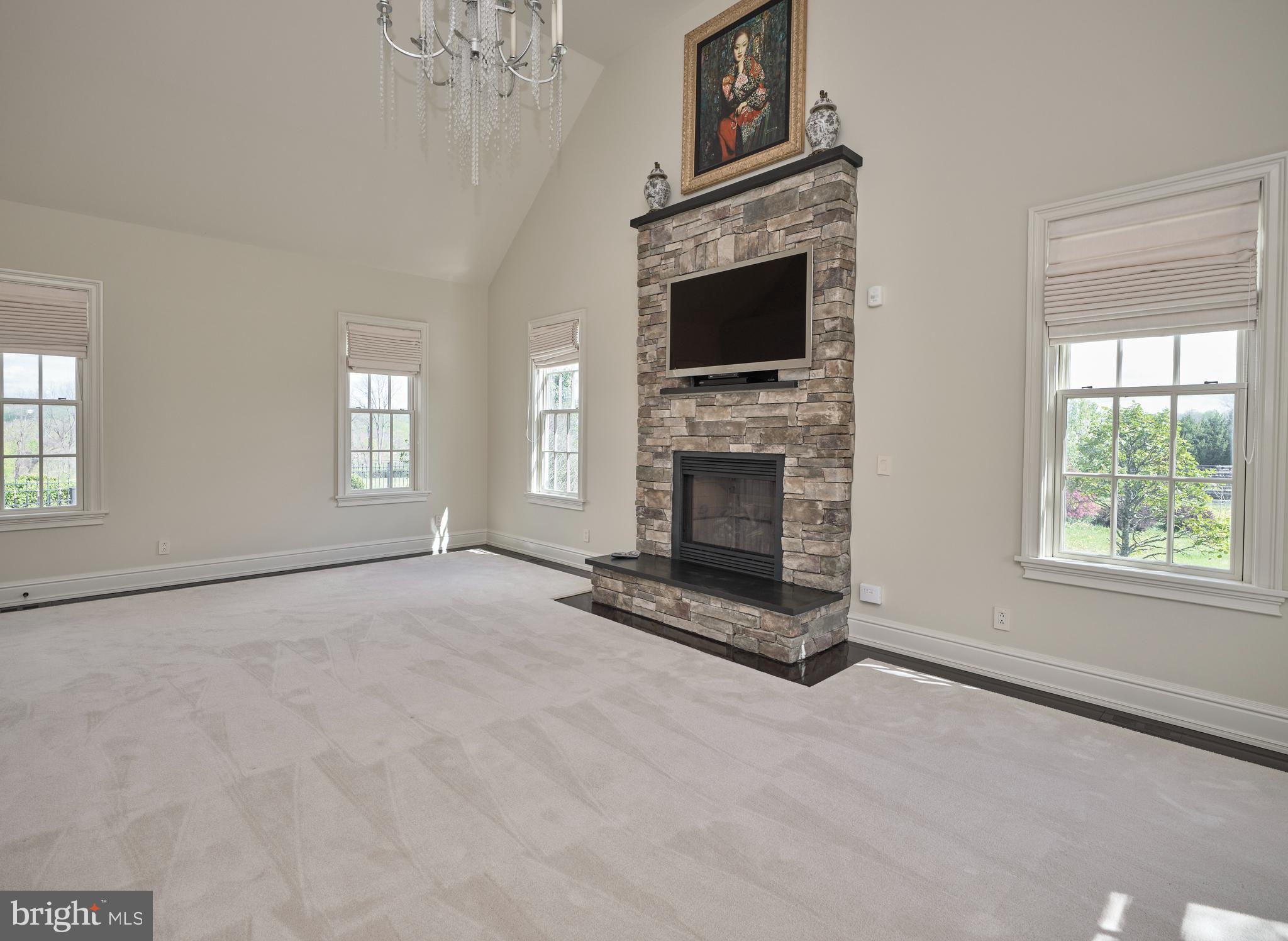 NON AVAILABLE - Residential