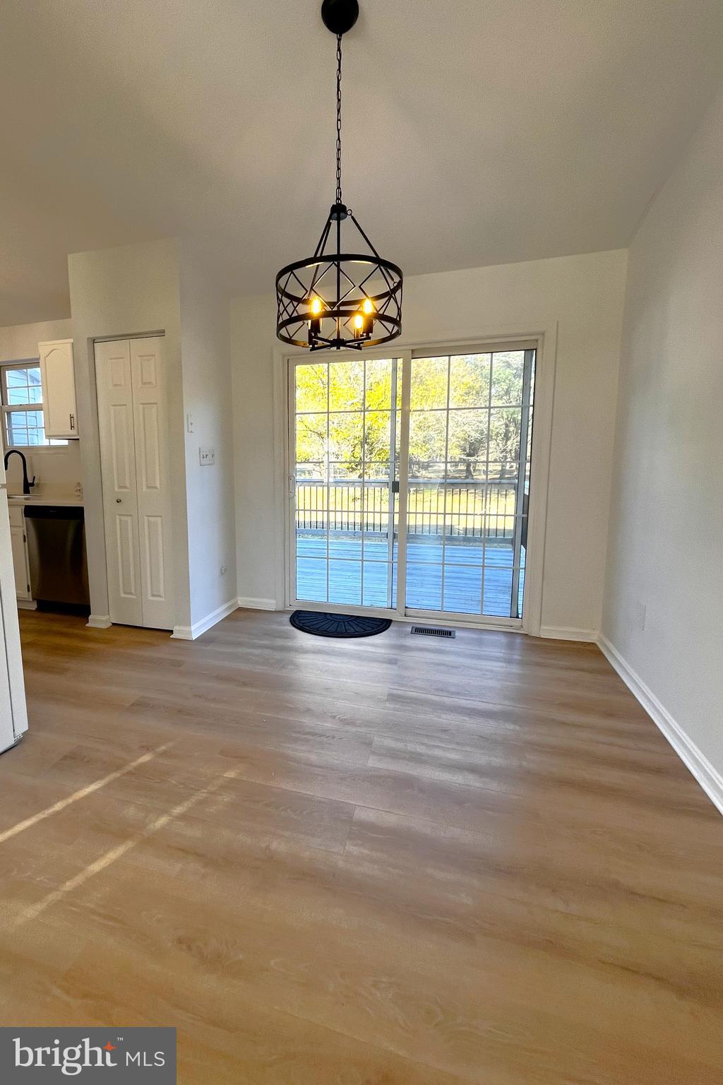 CEDAR BEACH - Residential Lease