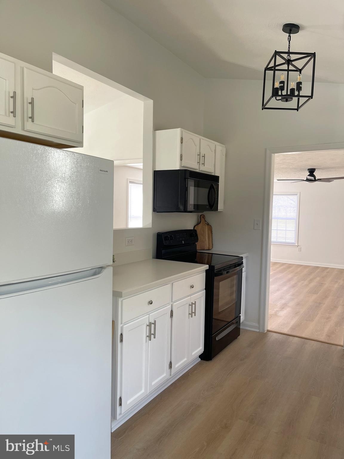 CEDAR BEACH - Residential Lease