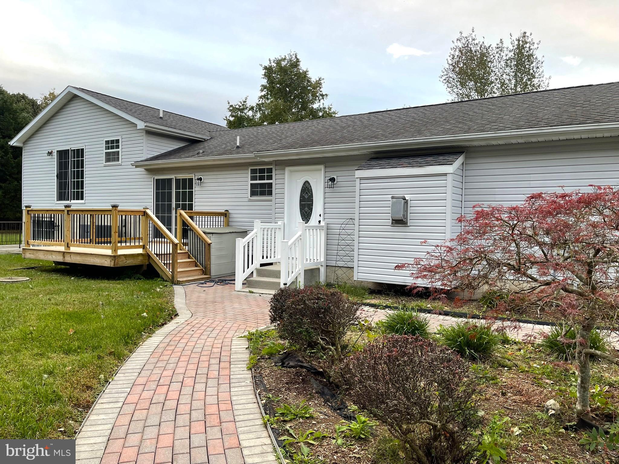 205 CEDAR BEACH DRIVE