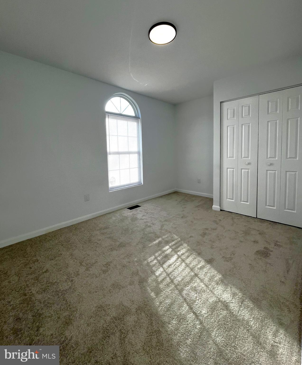 CEDAR BEACH - Residential Lease