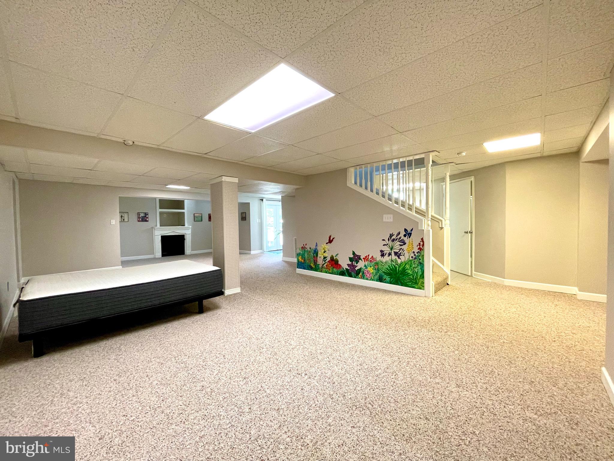 SPRING RIDGE - Residential