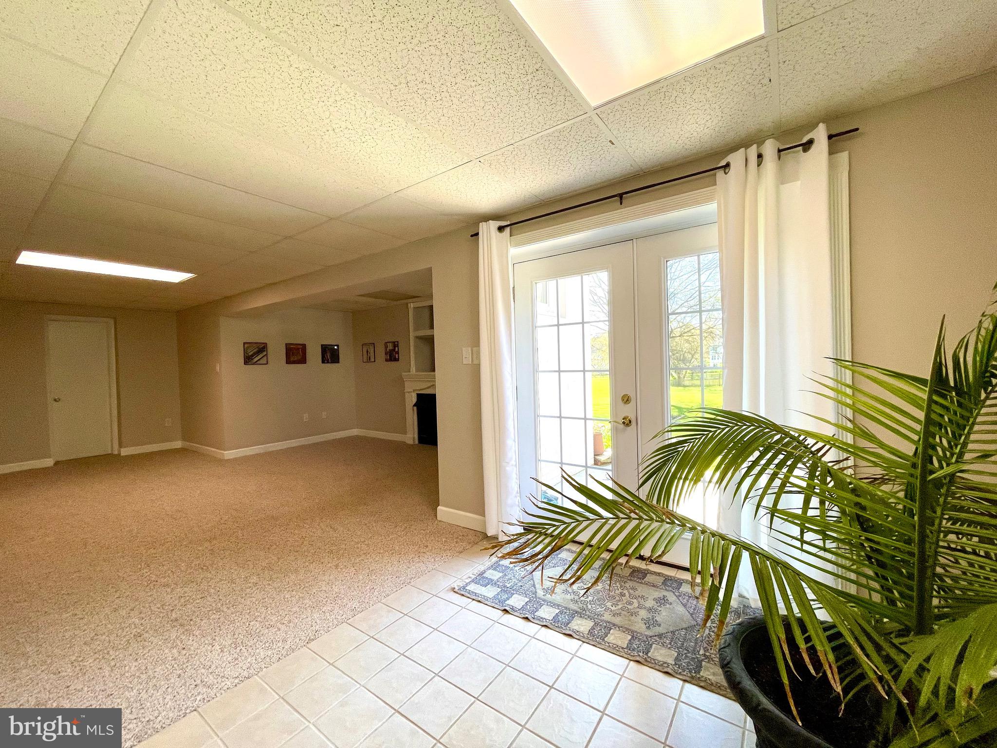 SPRING RIDGE - Residential