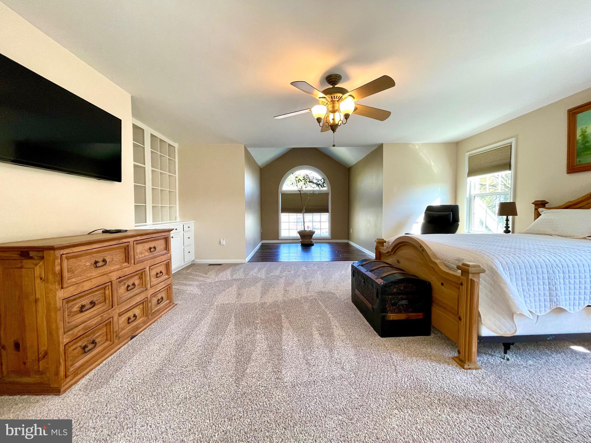 SPRING RIDGE - Residential