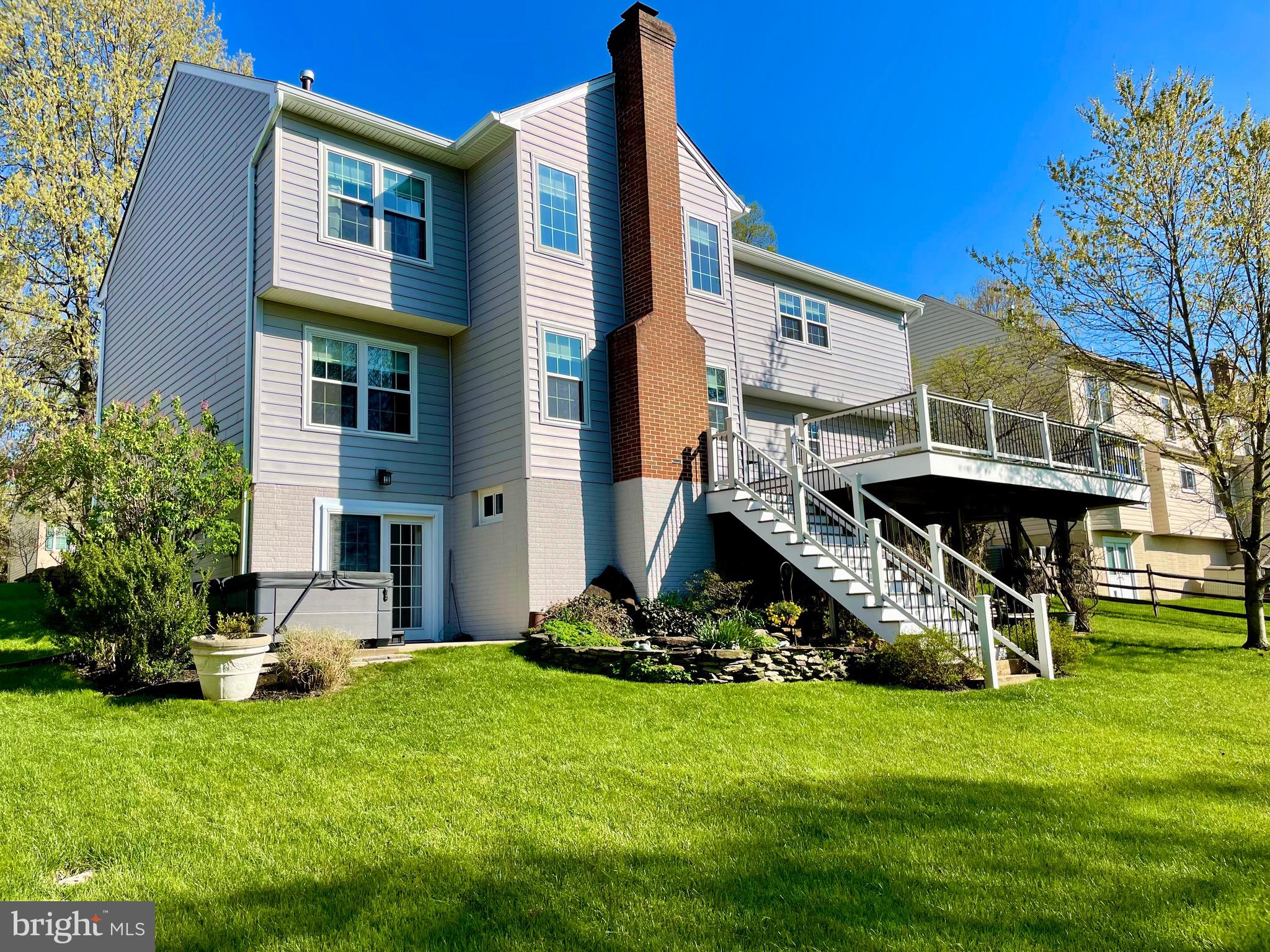 SPRING RIDGE - Residential