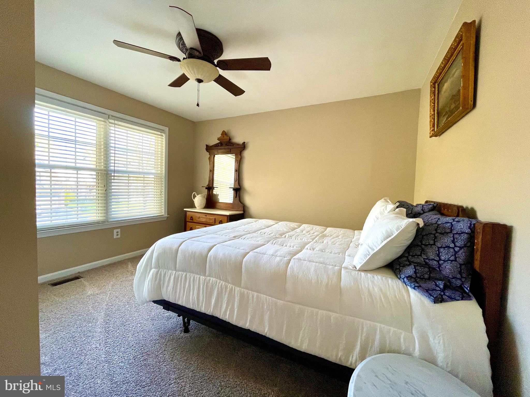 SPRING RIDGE - Residential