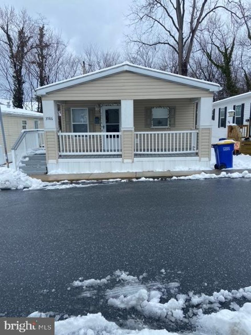 Looking for a home in Harrisburg, with low maintenance and comfort? This may be the one for you, welcome to Progress Ridge MHP.  This 3 bedroom, 2 bathroom manufactured home with spacious front porch offers an open floor plan, and a convenient location to shopping, restaurants and major highways. Schedule your tour today,  appliances convey!  Buyer must meet PMI approval.  Lot rent is $500, water is metered, and sewer fee is $42/mo. Trash fee is $21.50/mo. Storm water $7.06 monthly.