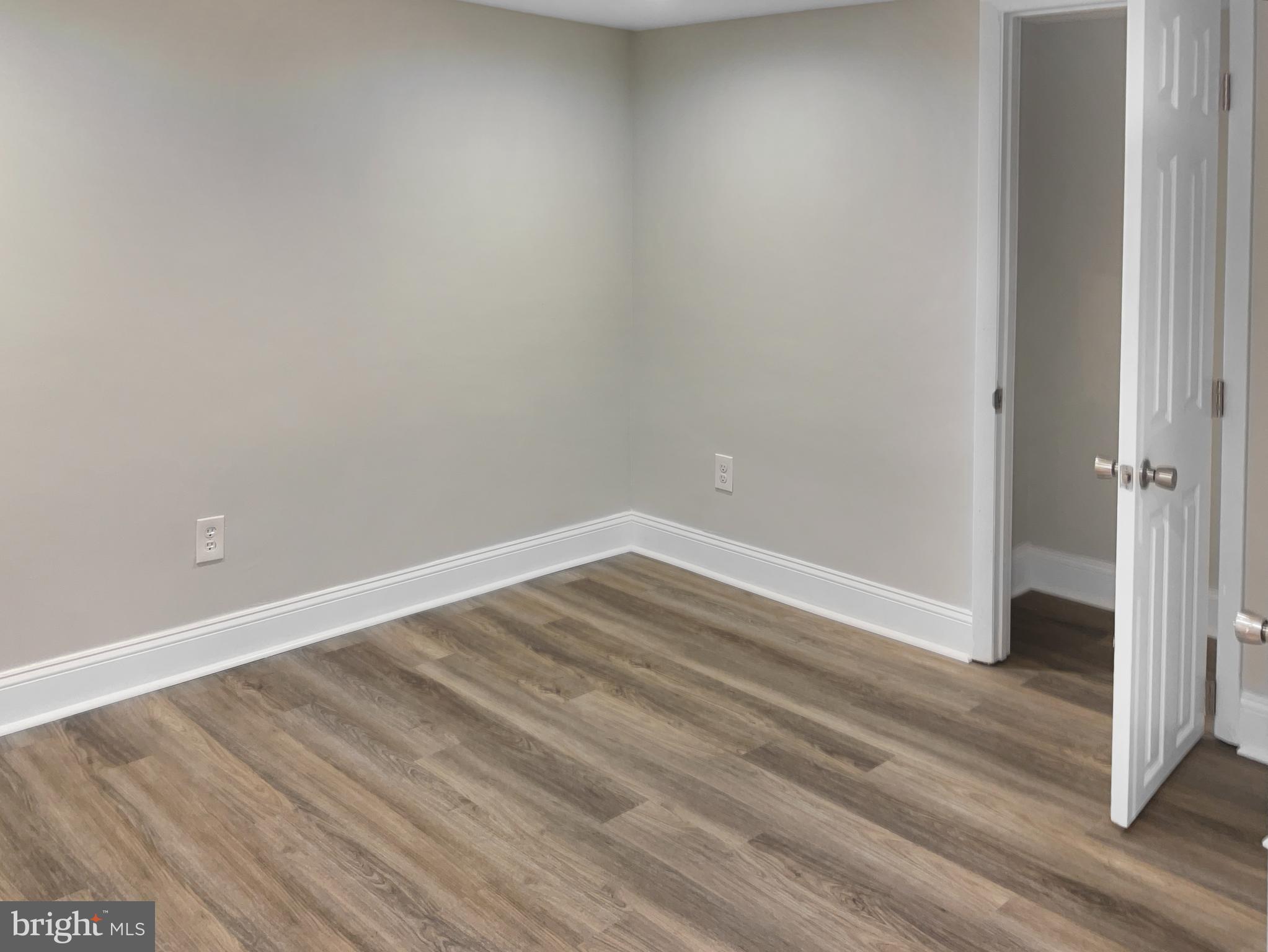 BRENTWOOD - Residential