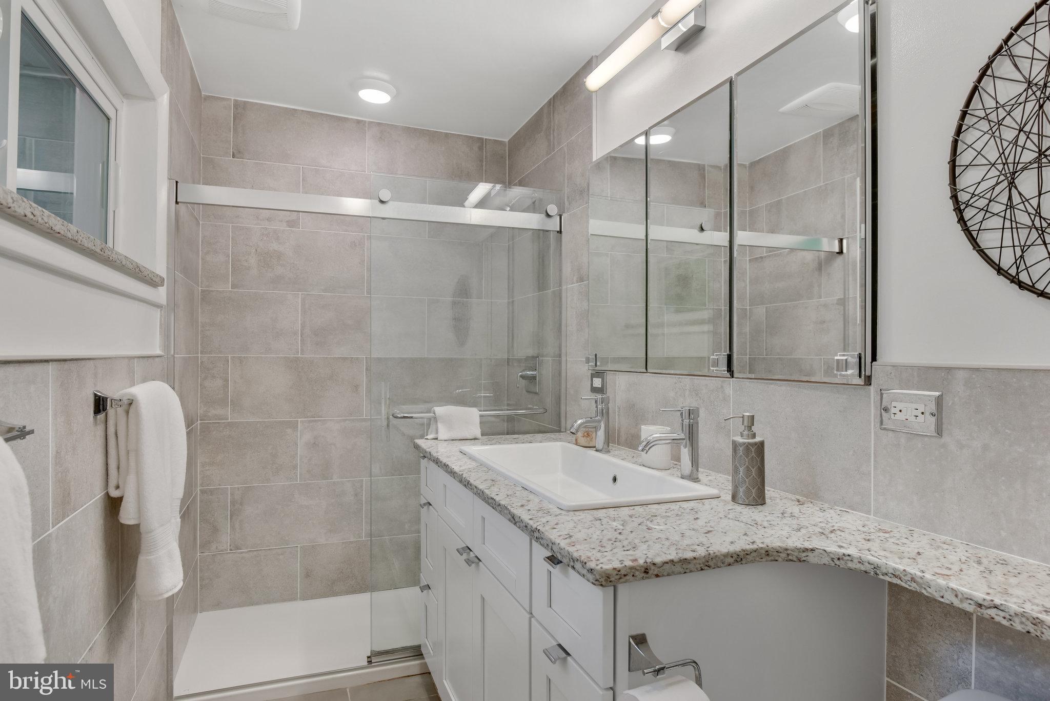 MANTUA - Residential