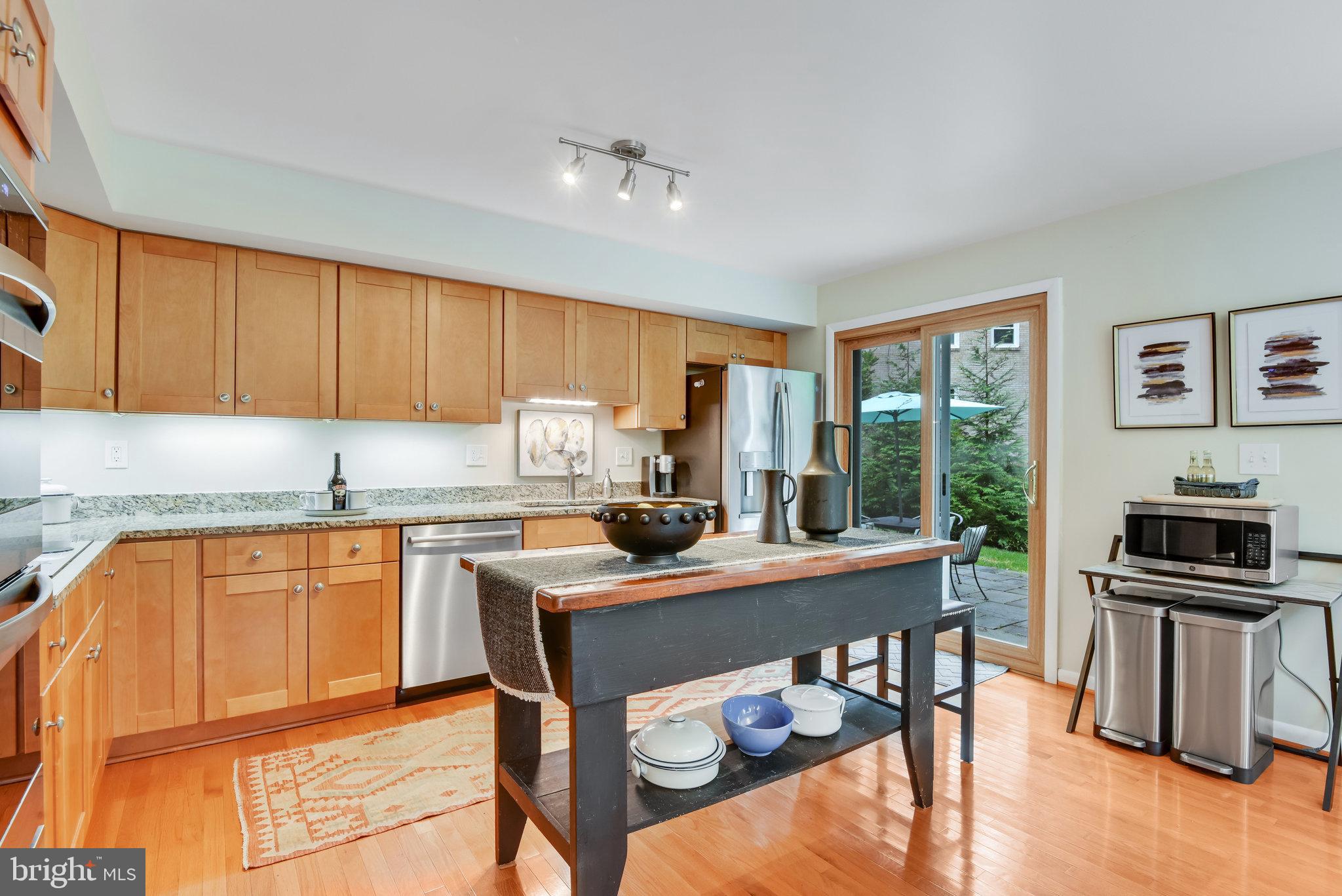 MANTUA - Residential