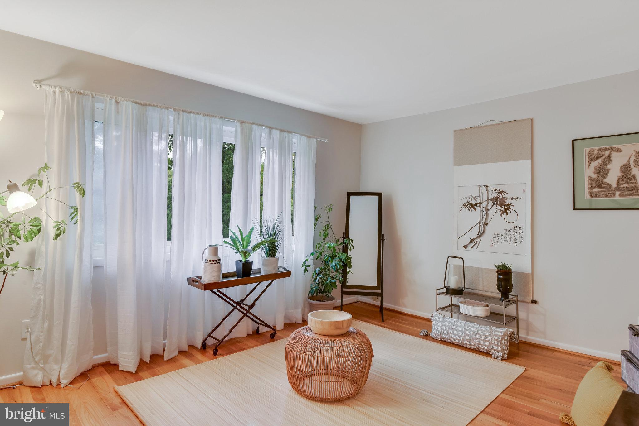 MANTUA - Residential