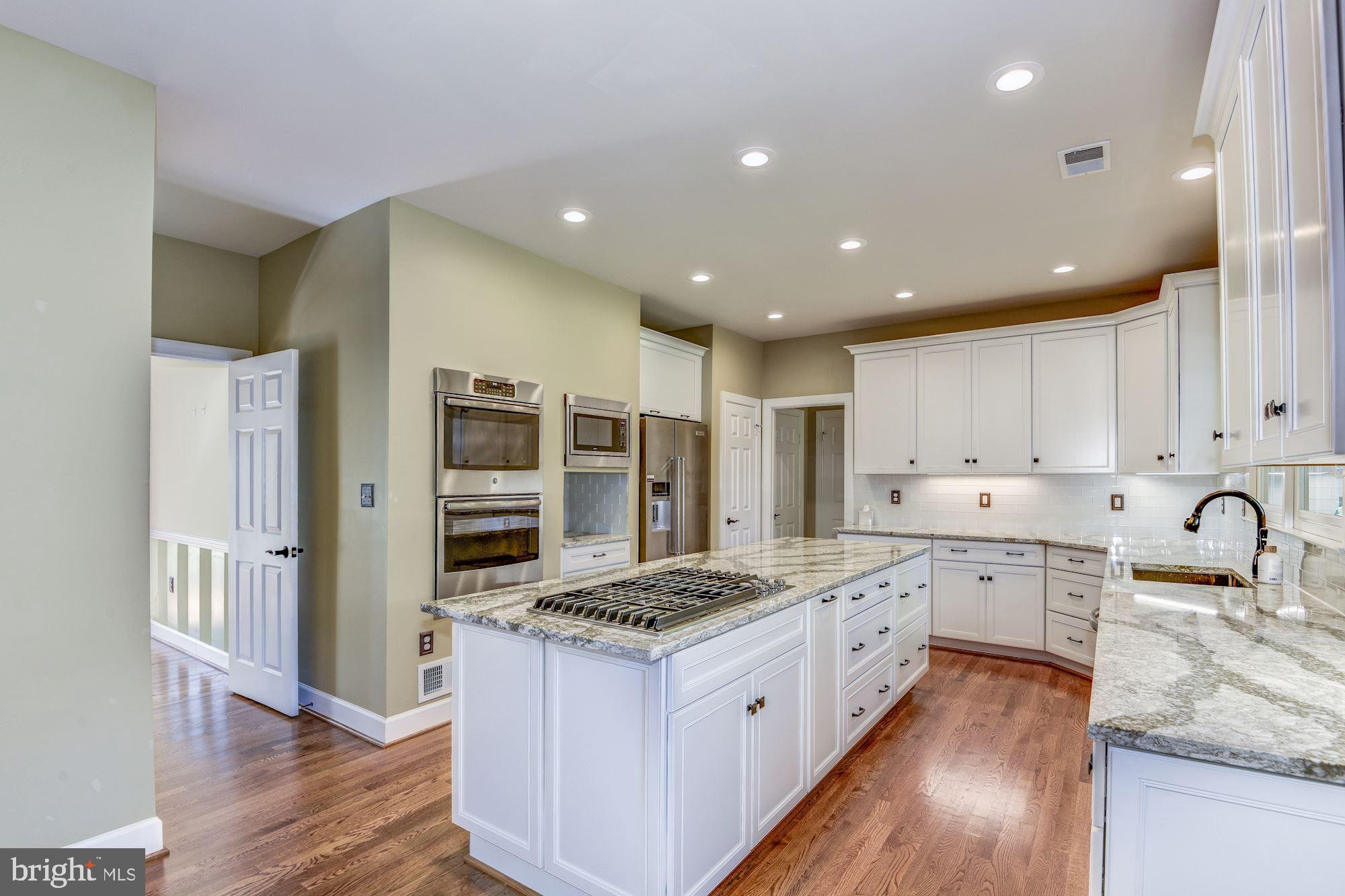 FRANKLIN MANOR - Residential Lease