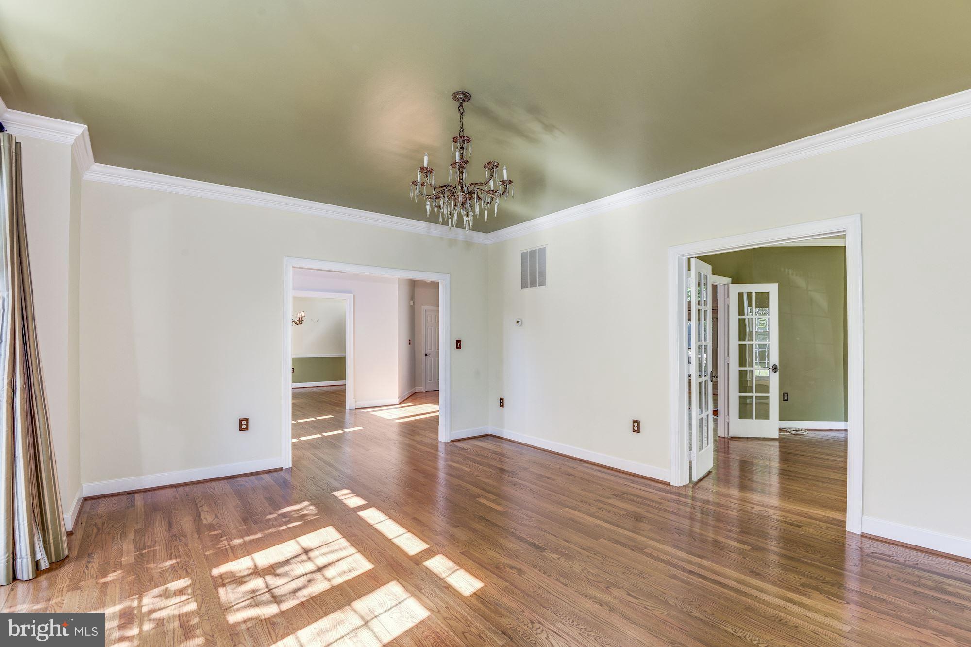 FRANKLIN MANOR - Residential Lease