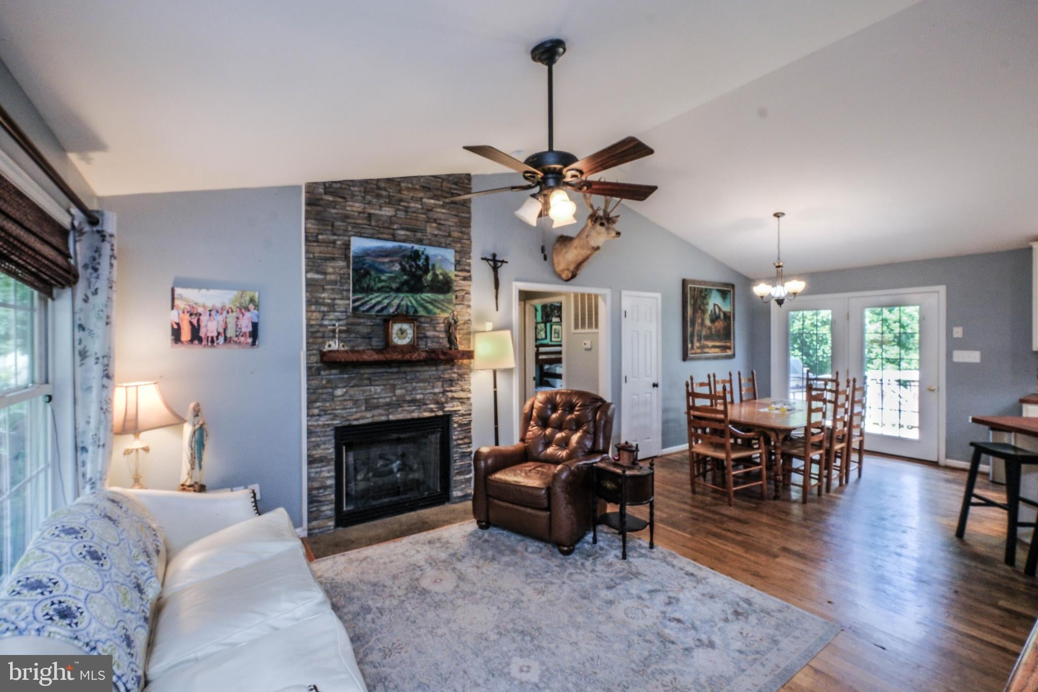 486 HIDDEN VIEW LANE