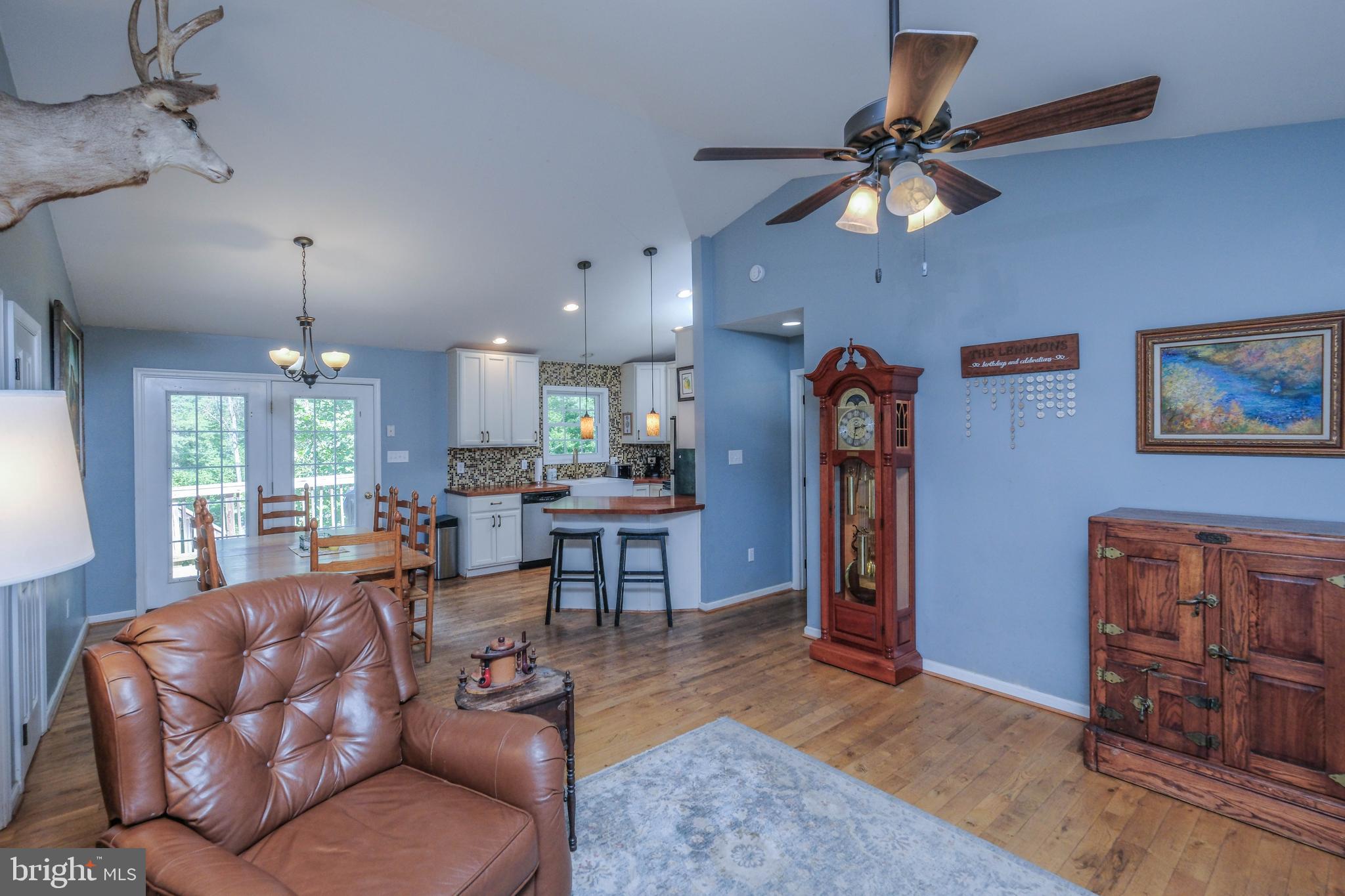 486 HIDDEN VIEW LANE