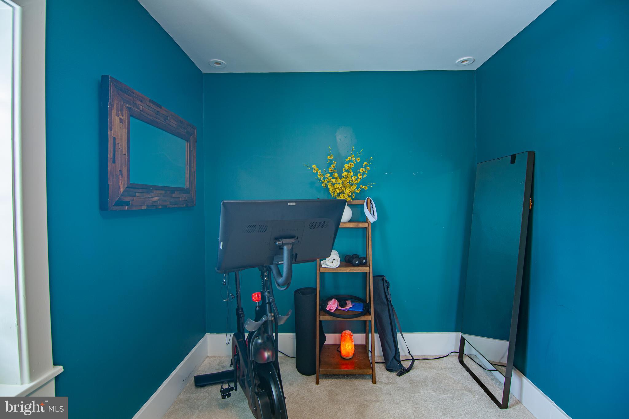 SOUTH WAYNE - Residential