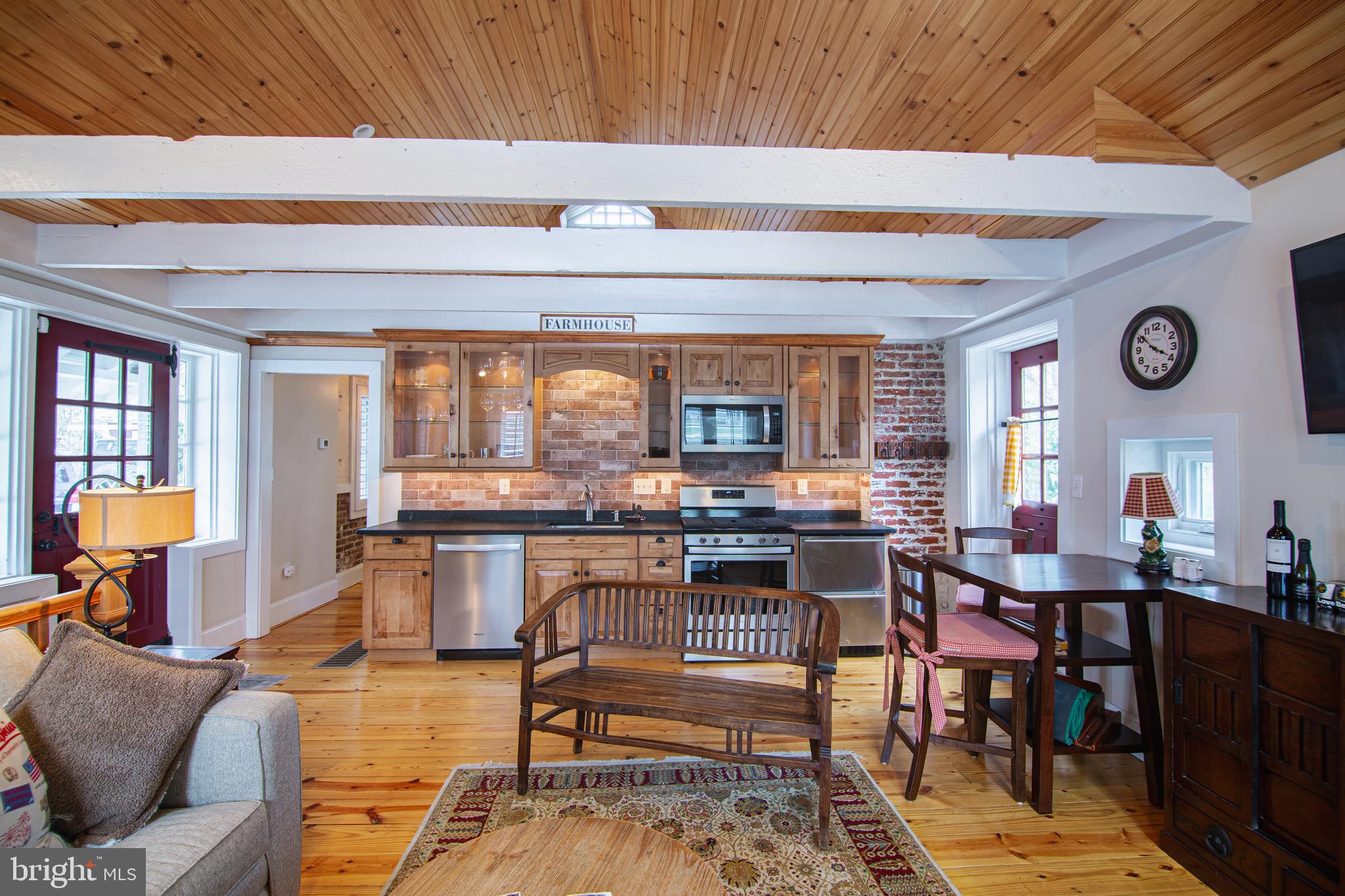 SOUTH WAYNE - Residential