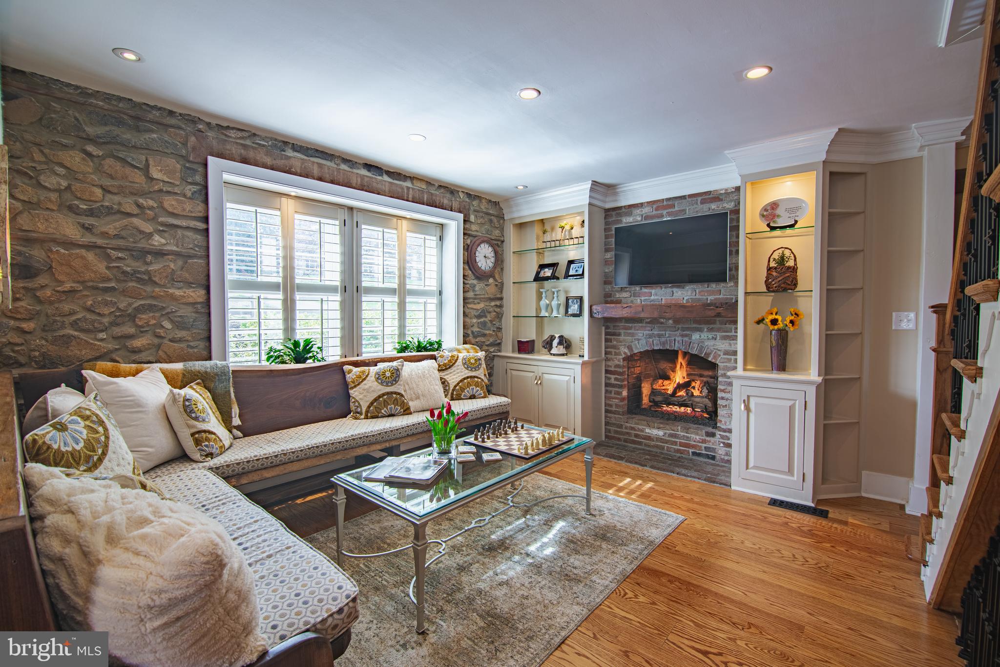 SOUTH WAYNE - Residential