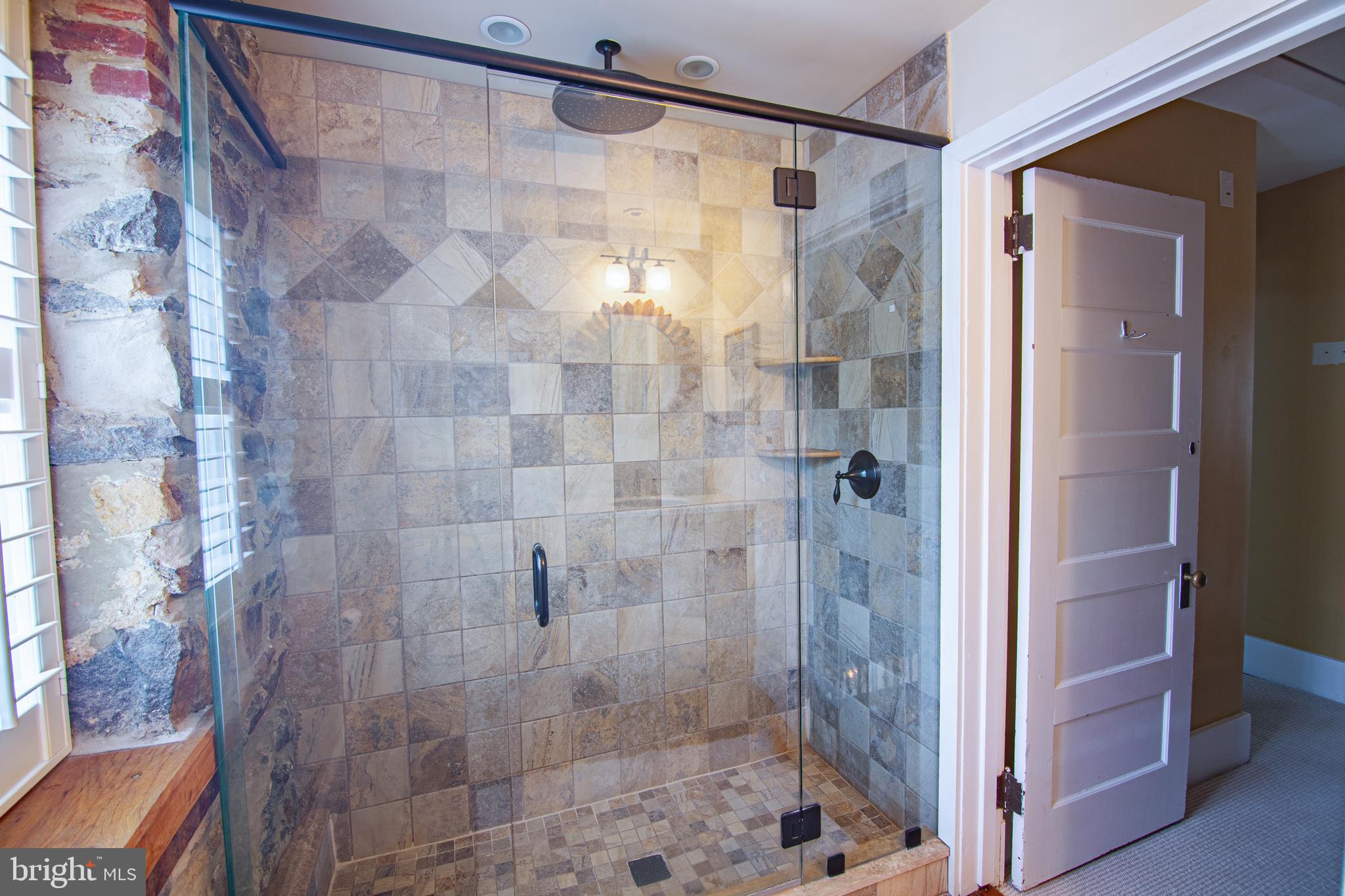 SOUTH WAYNE - Residential