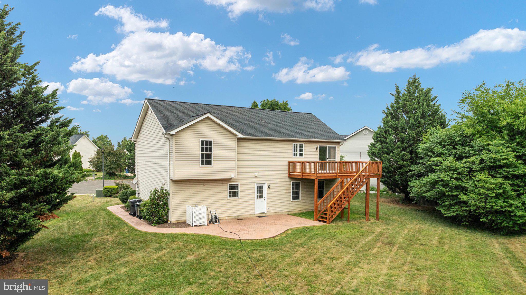 112 WELSH COURT