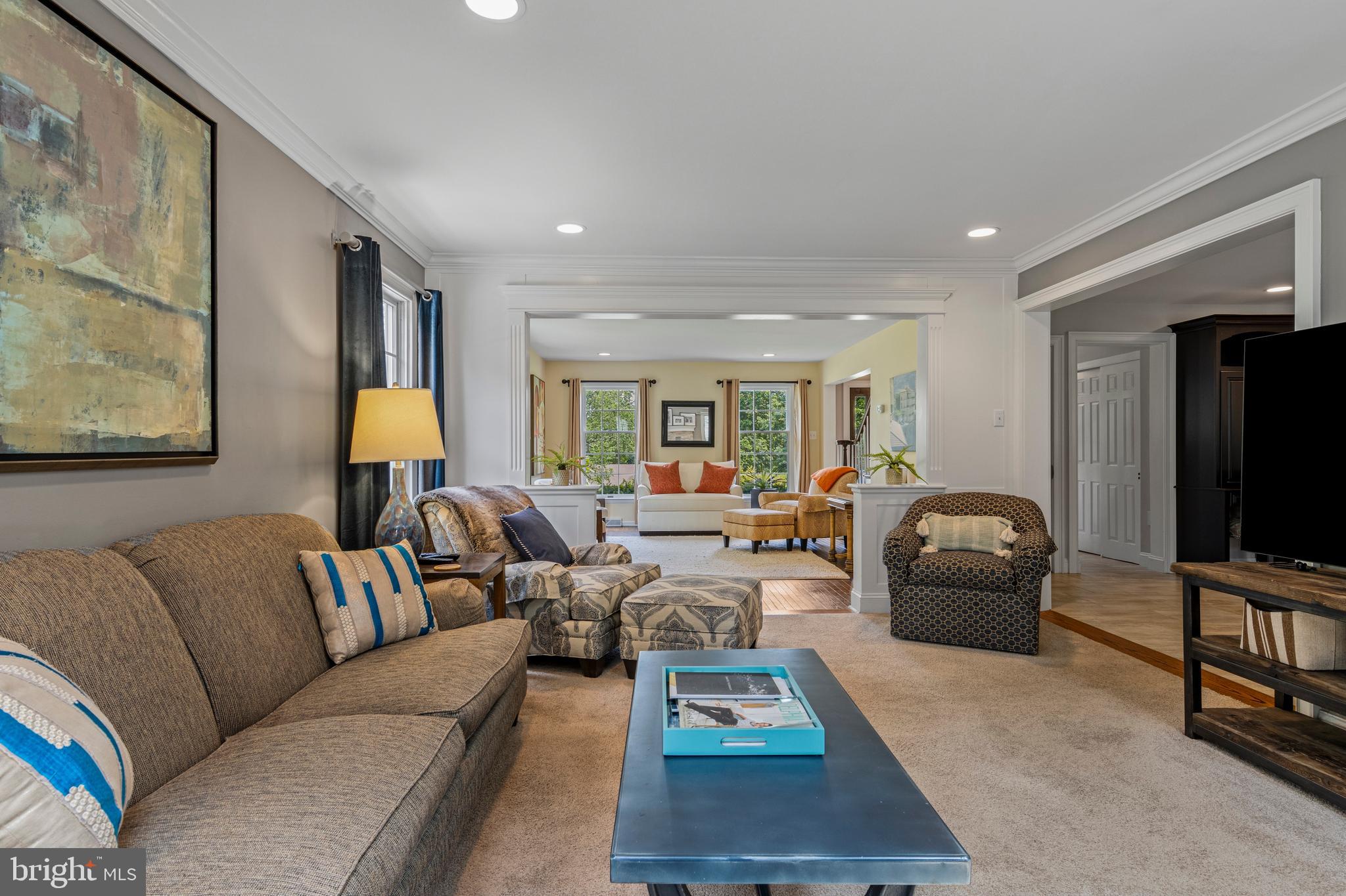 OKEHOCKING HILLS - Residential