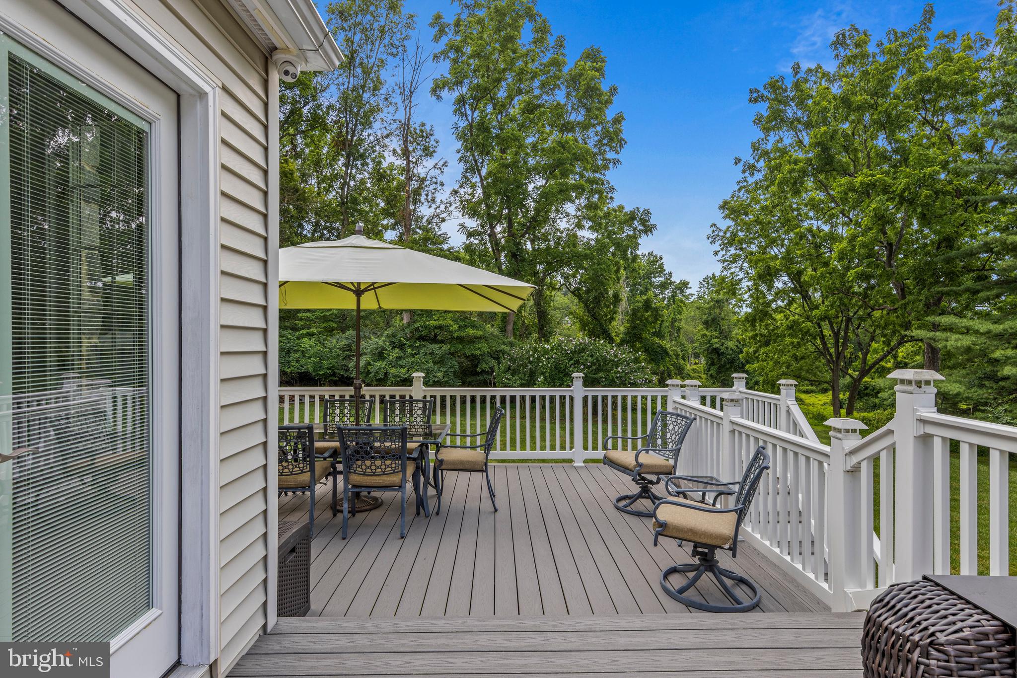 OKEHOCKING HILLS - Residential