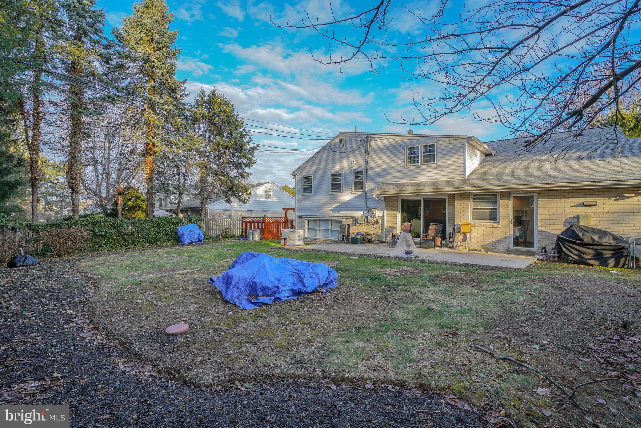 BARCLAY HILLS - Residential