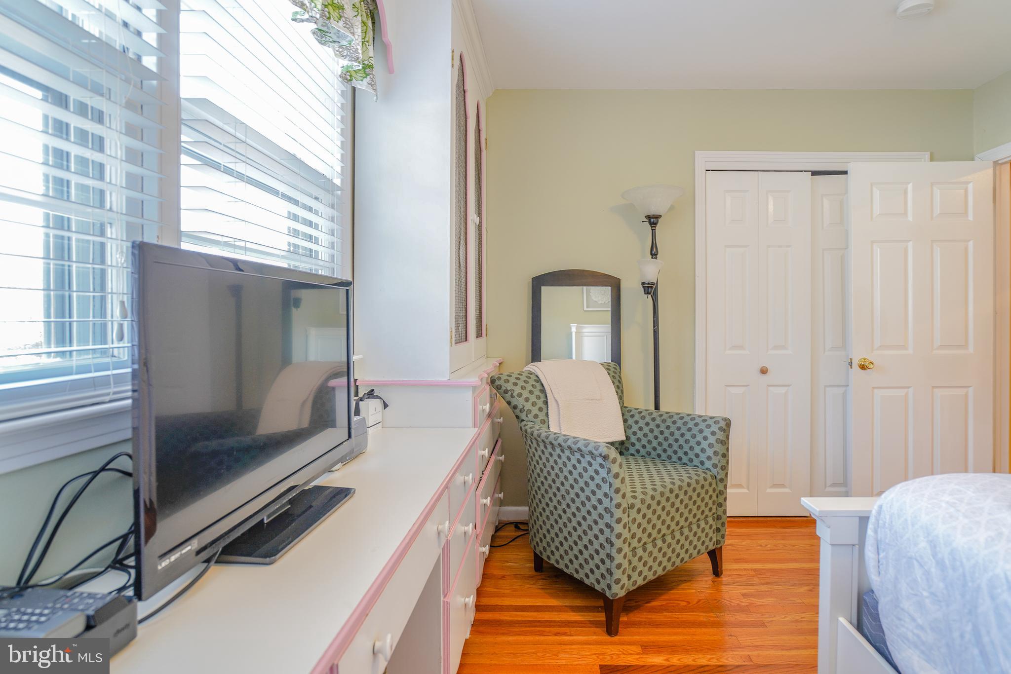 BARCLAY HILLS - Residential