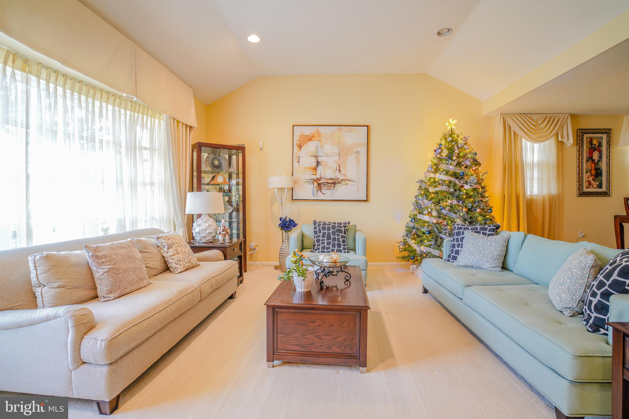 BARCLAY HILLS - Residential