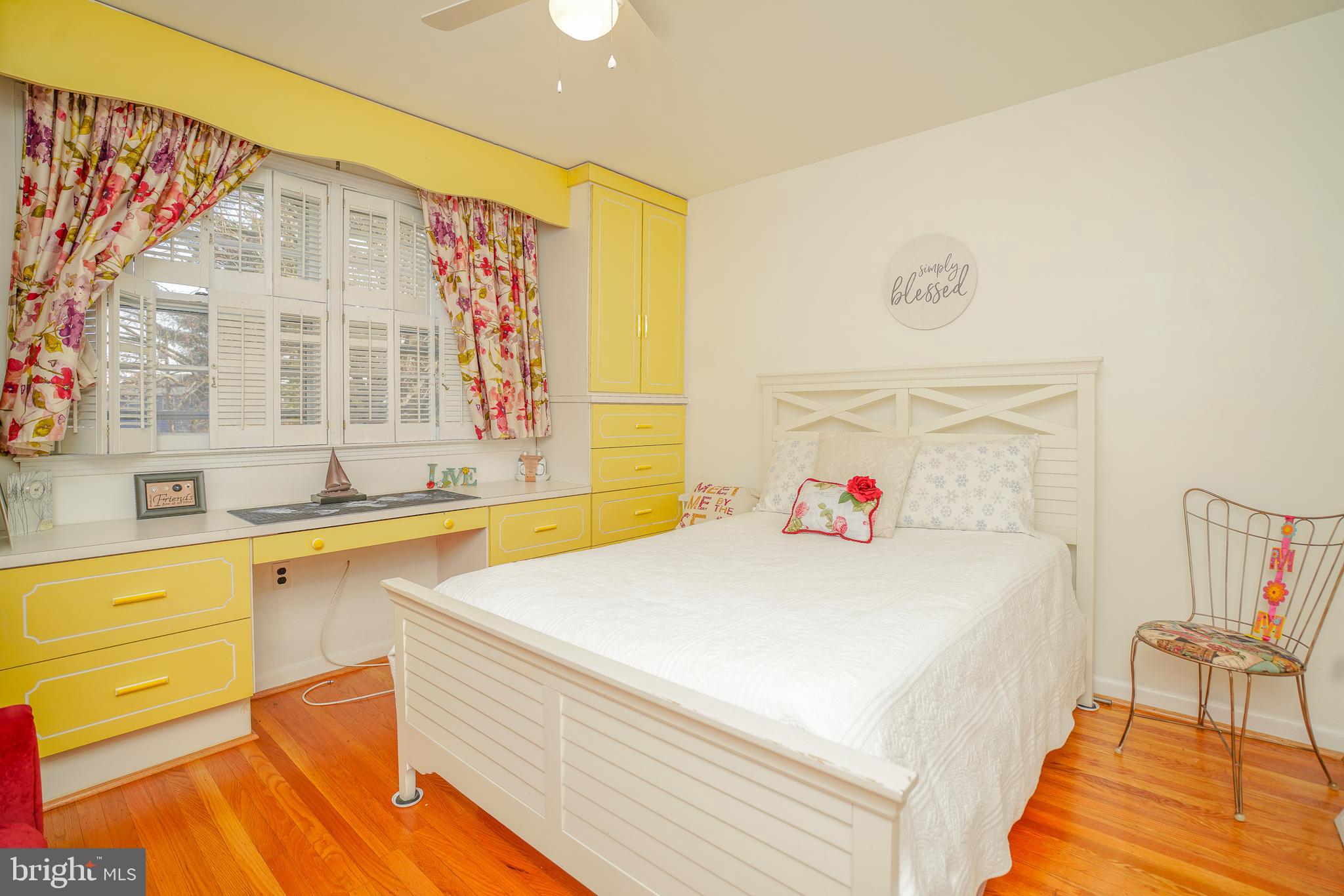 BARCLAY HILLS - Residential