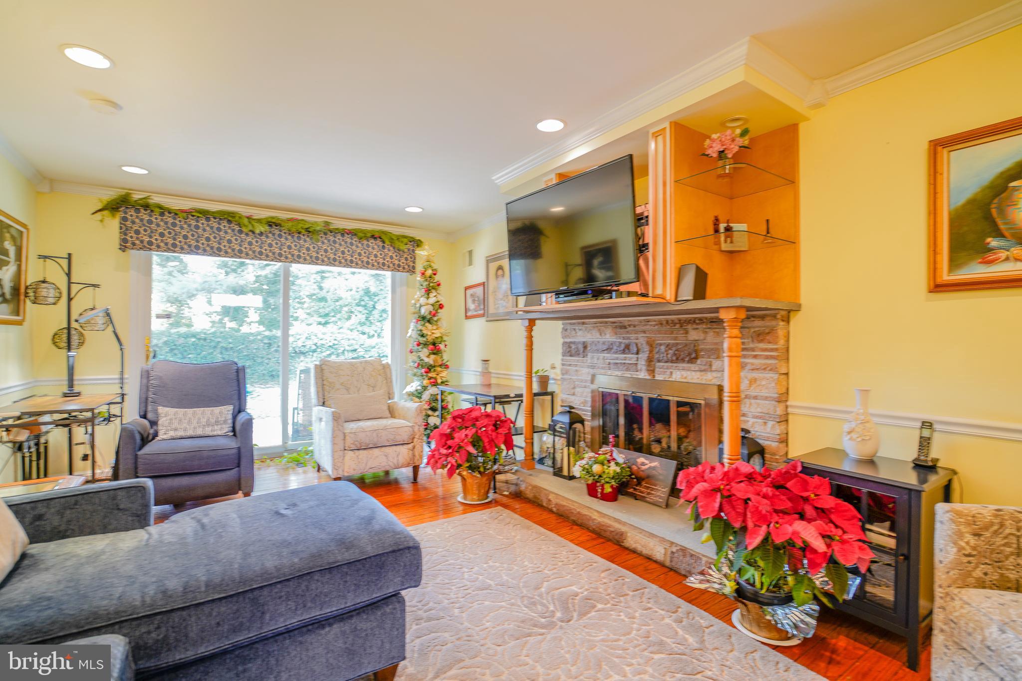 BARCLAY HILLS - Residential