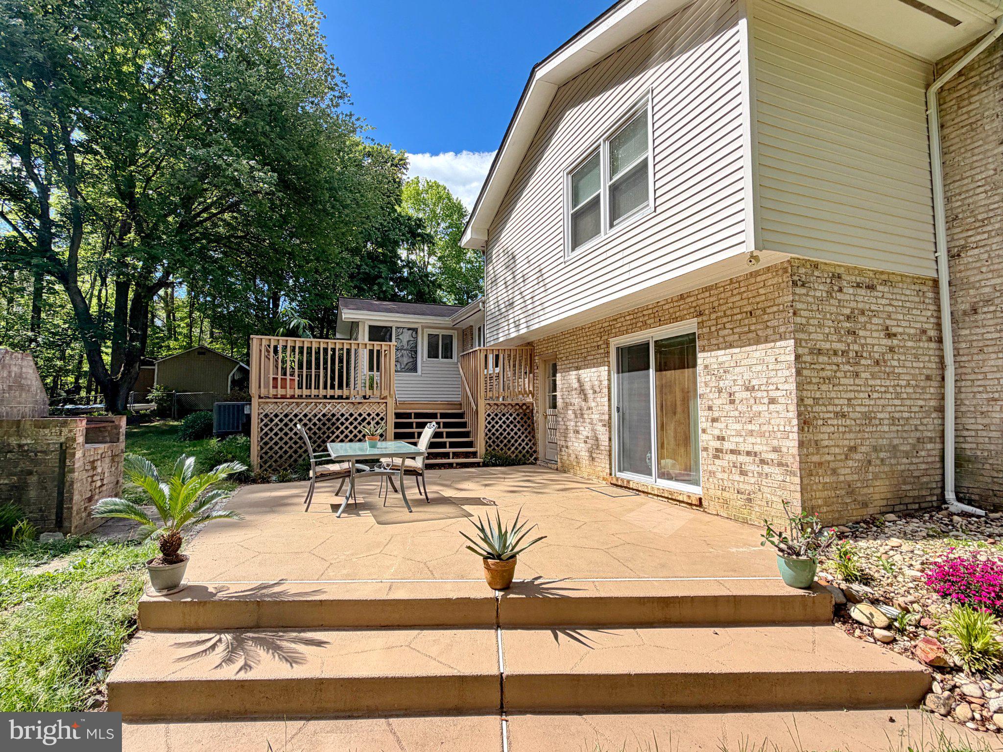 BRIAR RIDGE - Residential