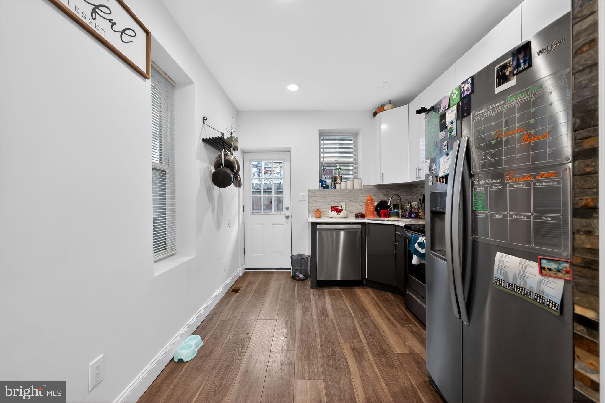 POINT BREEZE - Residential