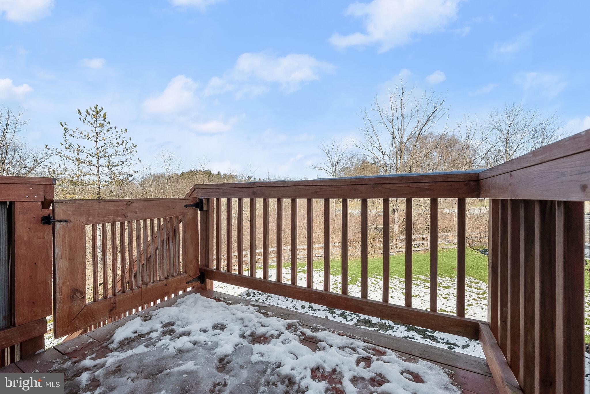 MEADOWBROOK - Residential