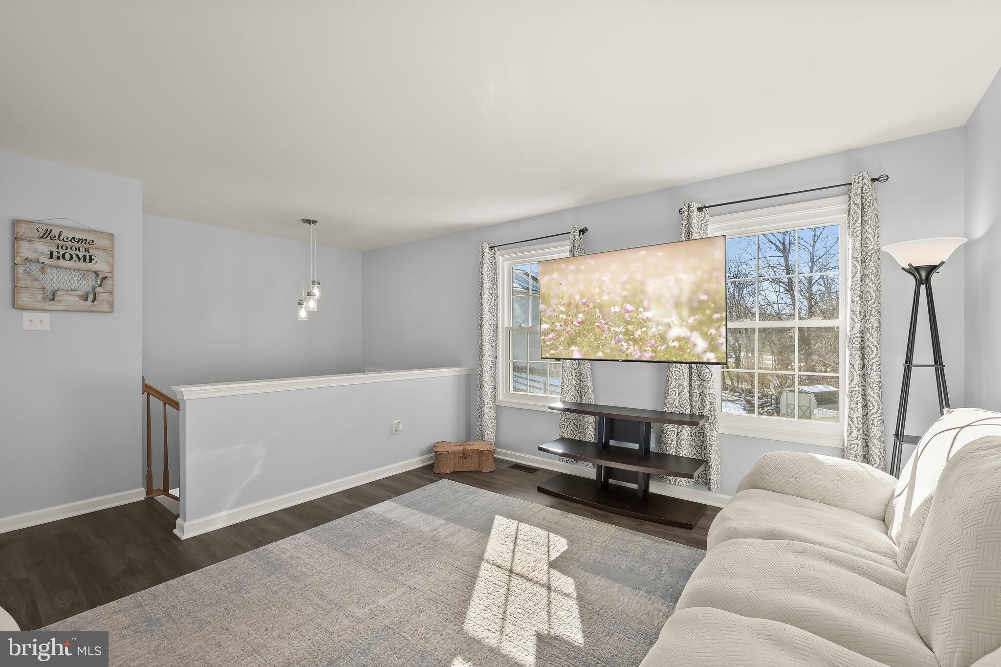 MEADOWBROOK - Residential