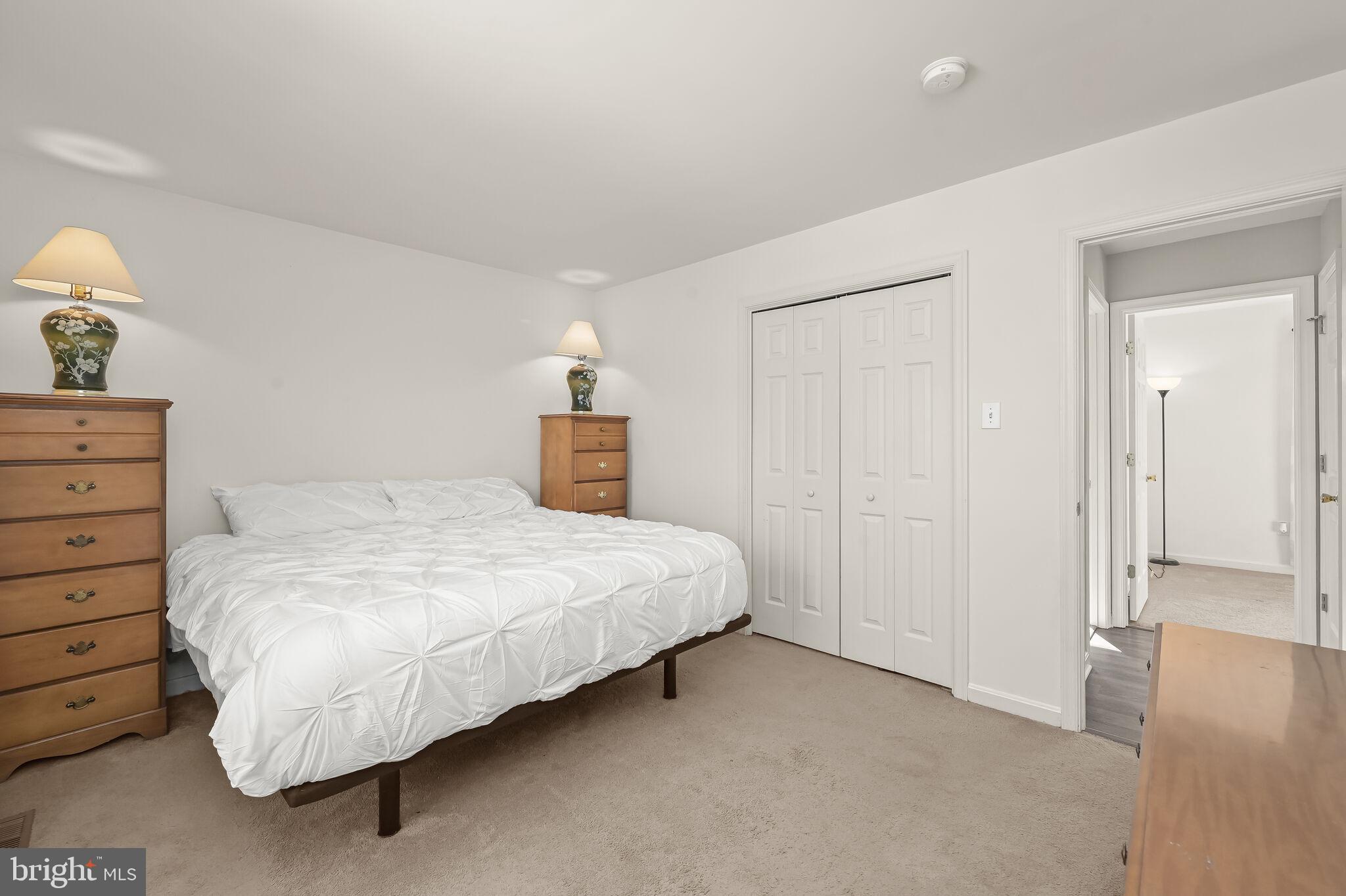 MEADOWBROOK - Residential