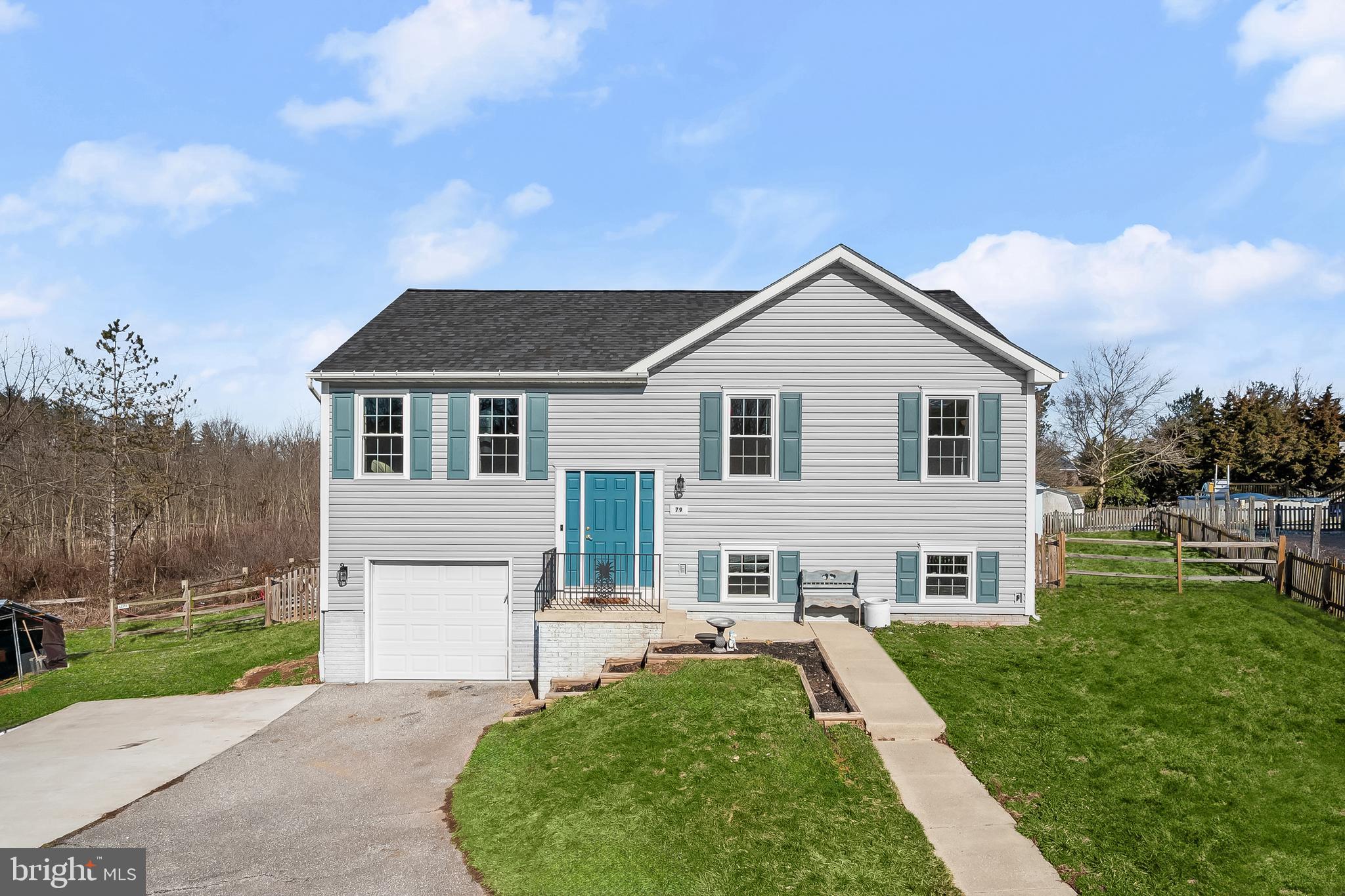 MEADOWBROOK - Residential