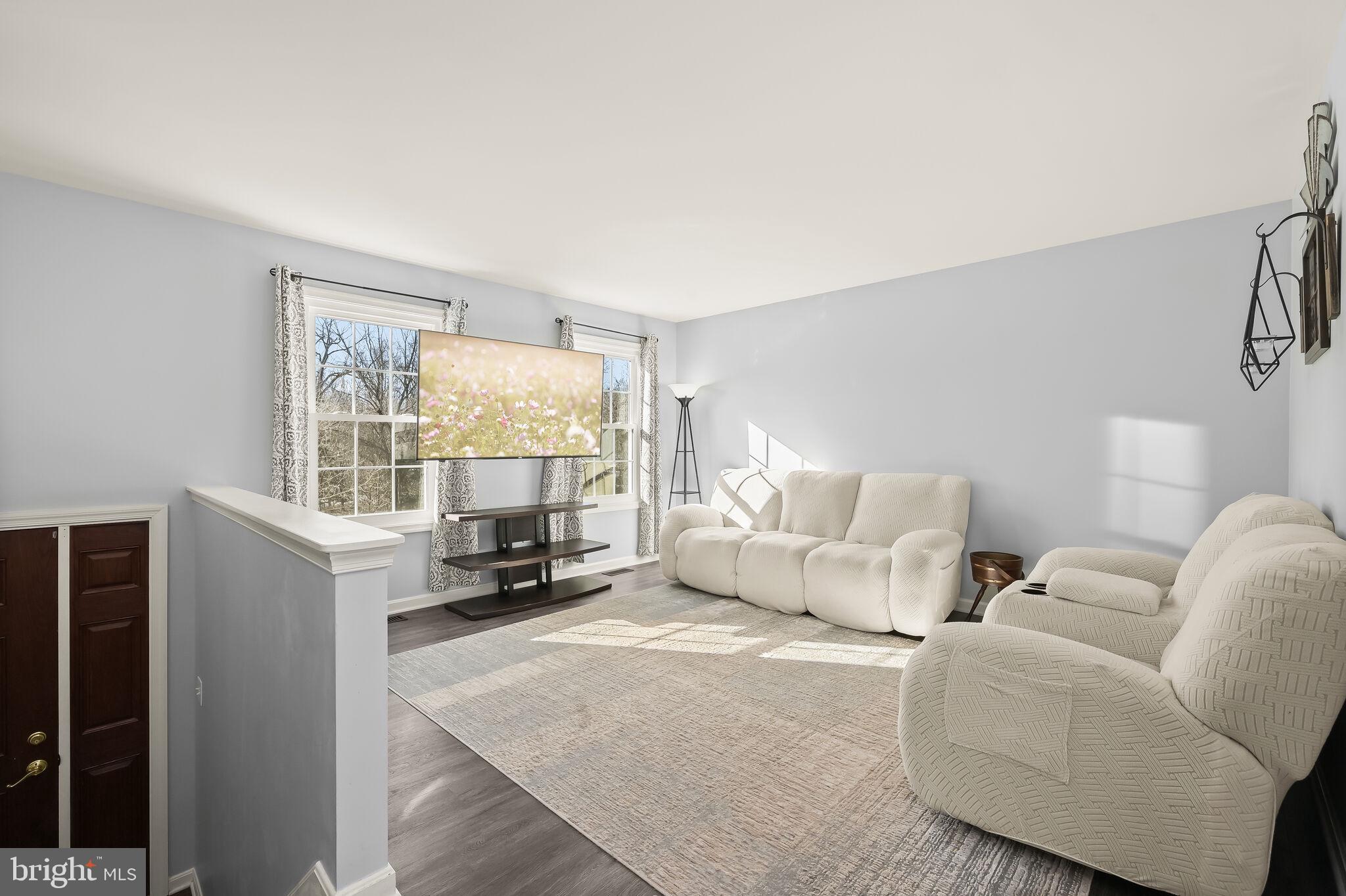 MEADOWBROOK - Residential