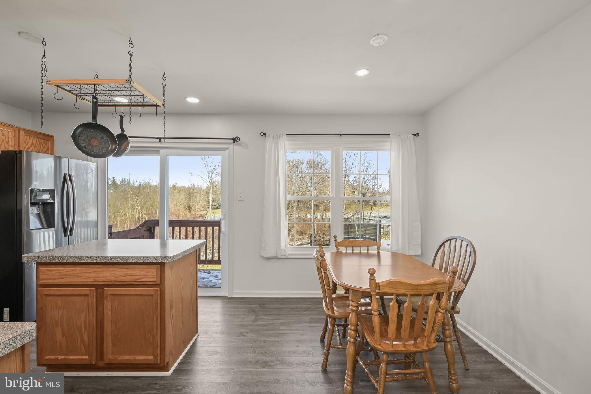 MEADOWBROOK - Residential