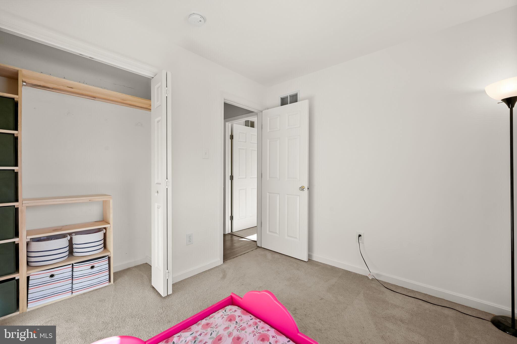 MEADOWBROOK - Residential