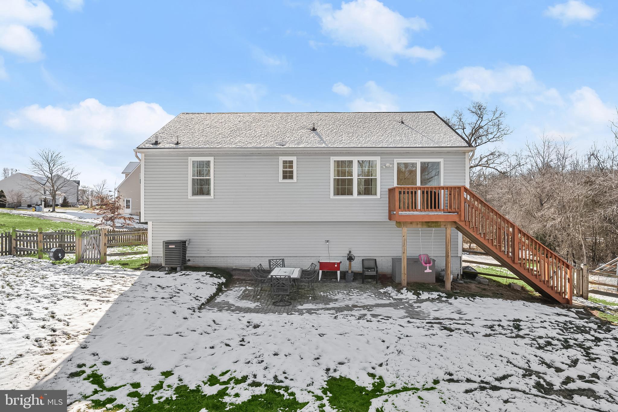 MEADOWBROOK - Residential