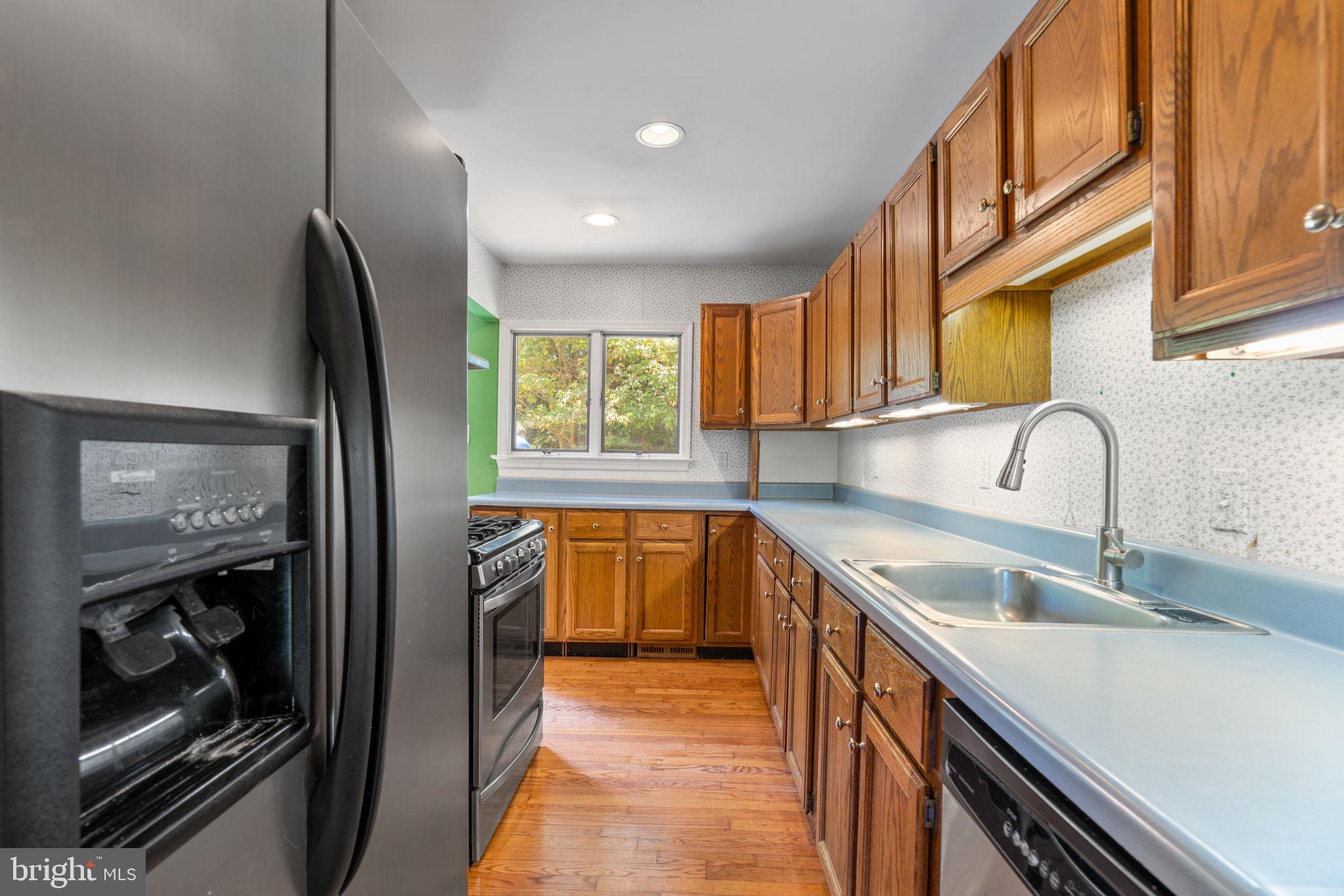 GREENHILLS - Residential