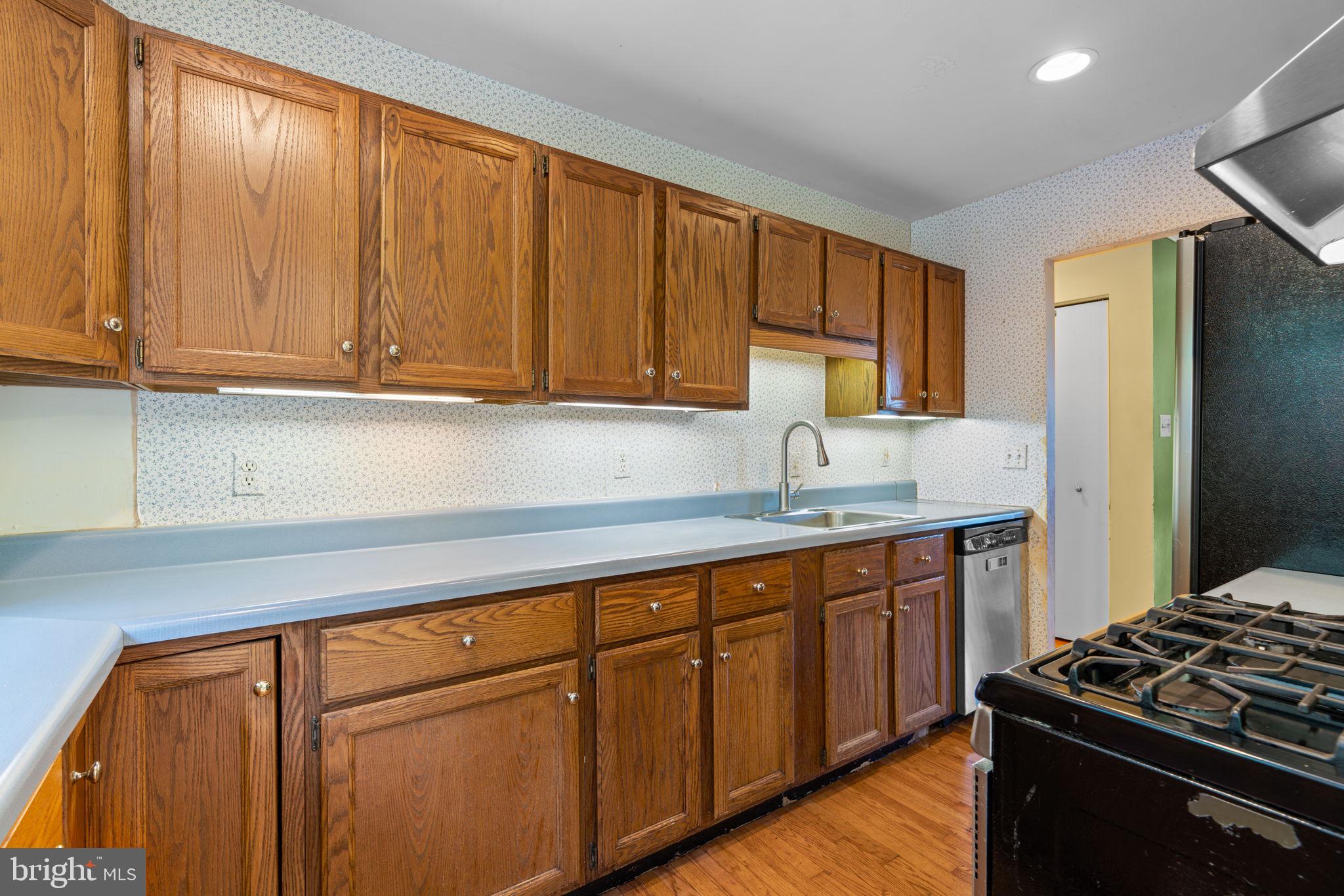 GREENHILLS - Residential