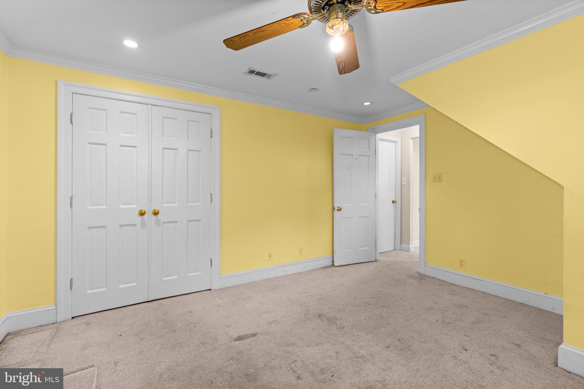 GREENHILLS - Residential