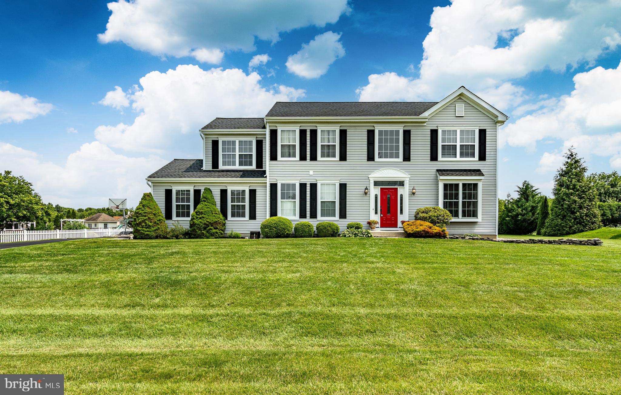 859 BULLEN DRIVE