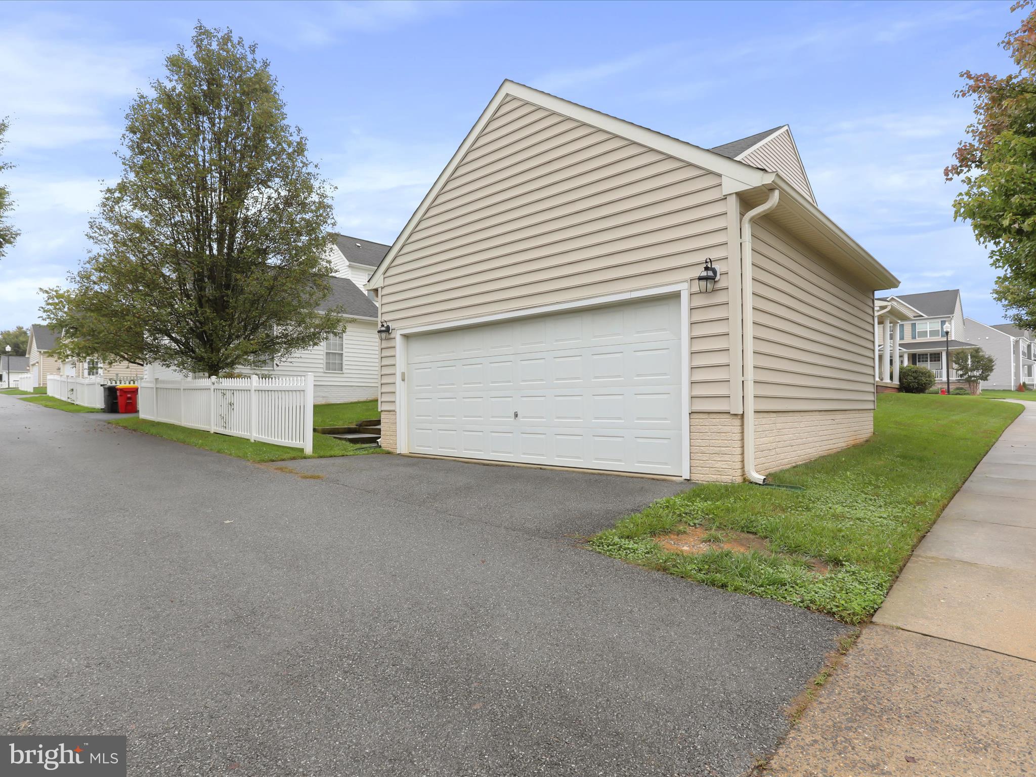 HUNTFIELD - Residential