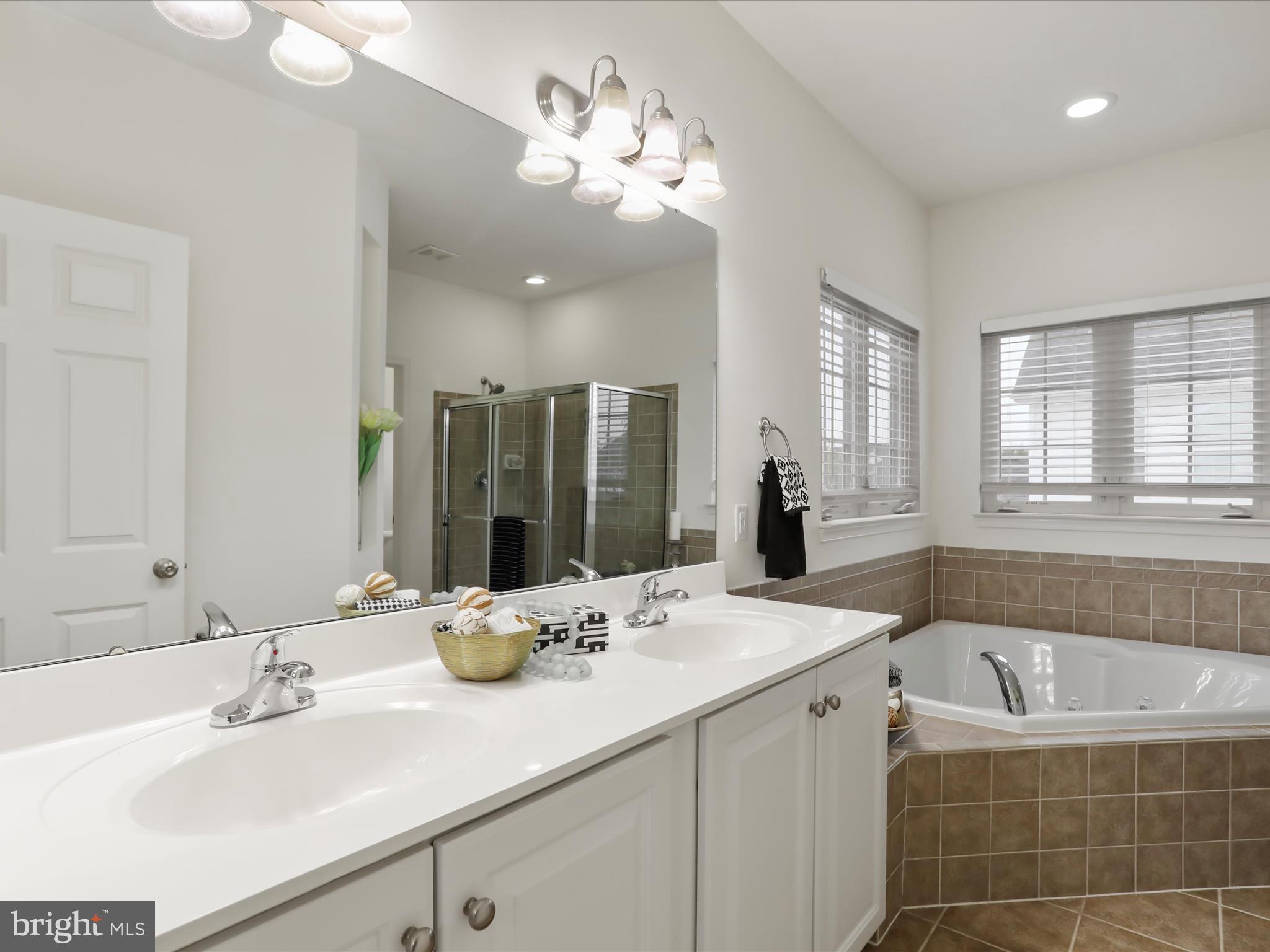 HUNTFIELD - Residential