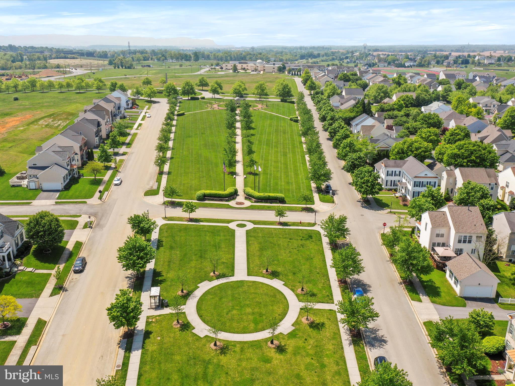 HUNTFIELD - Residential