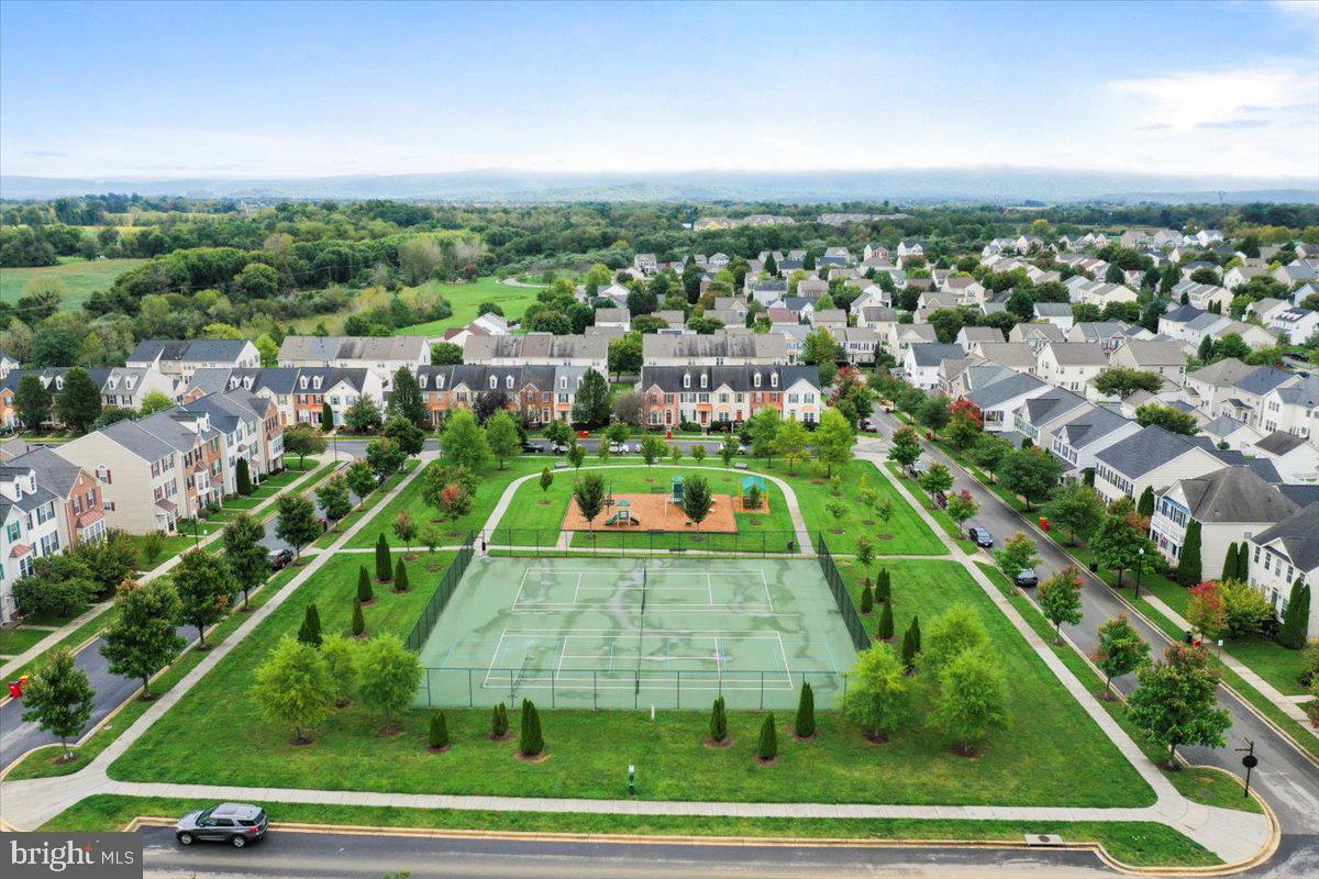 HUNTFIELD - Residential